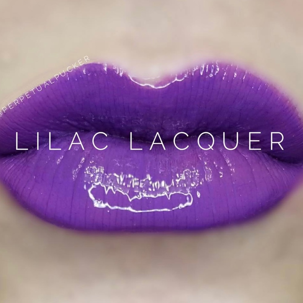Lilac lacquer lip sense